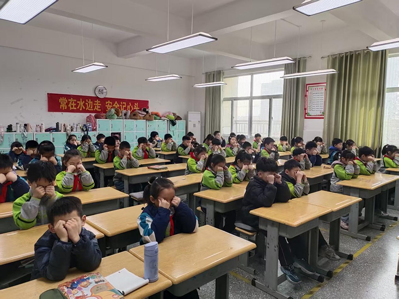 护眼有章法，明眸伴成长---临沂北园路小学眼保健操规范开展